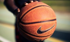 中国米兰体育-从范戴克到贝蒂斯绝杀—实力证明与命运转折的足球启示