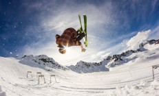 米兰捕鱼-双城记，从德甲争冠焦点到CBA末节风云