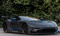 米兰登录入口-冰与火的较量，范戴克一锤定音，冰岛奇迹再现巴西赛场