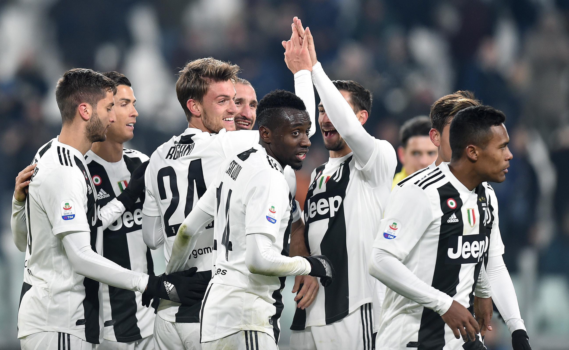 包含尤文鏖战皇马,苏亚雷斯状态火热的词条 包含尤文鏖战皇马,苏亚雷斯状态火热的词条