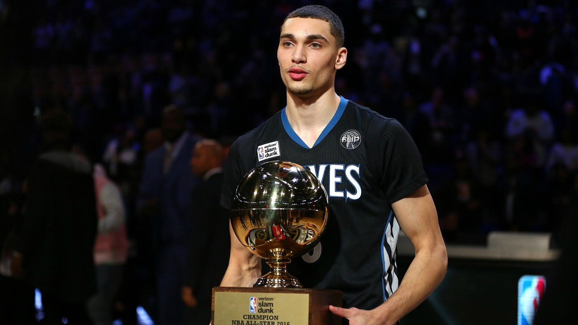 跨界统治力，从老鹰强压凯尔特人到保罗在F1街道赛的接管时刻