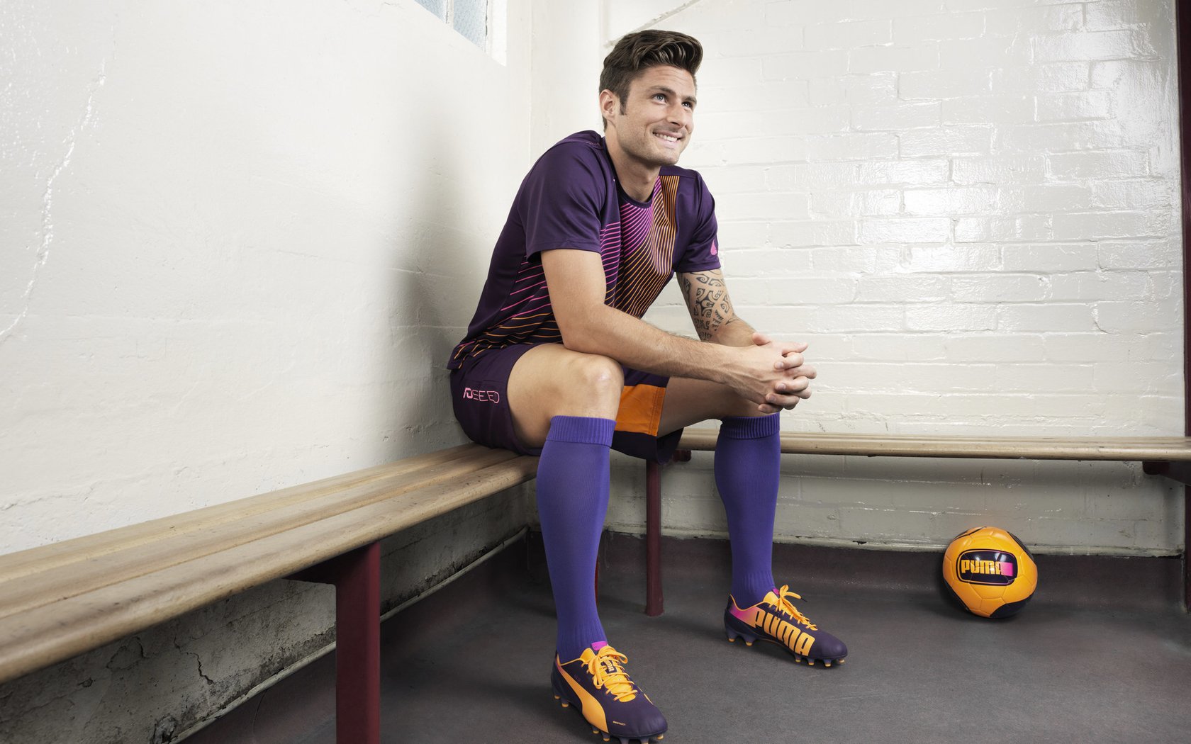 安赛龙点燃赛场，马来西亚队横扫泰国队谱写羽坛新章